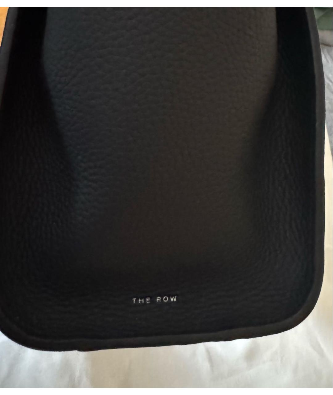 THE ROW Черная кожаная сумка с короткими ручками, фото 7