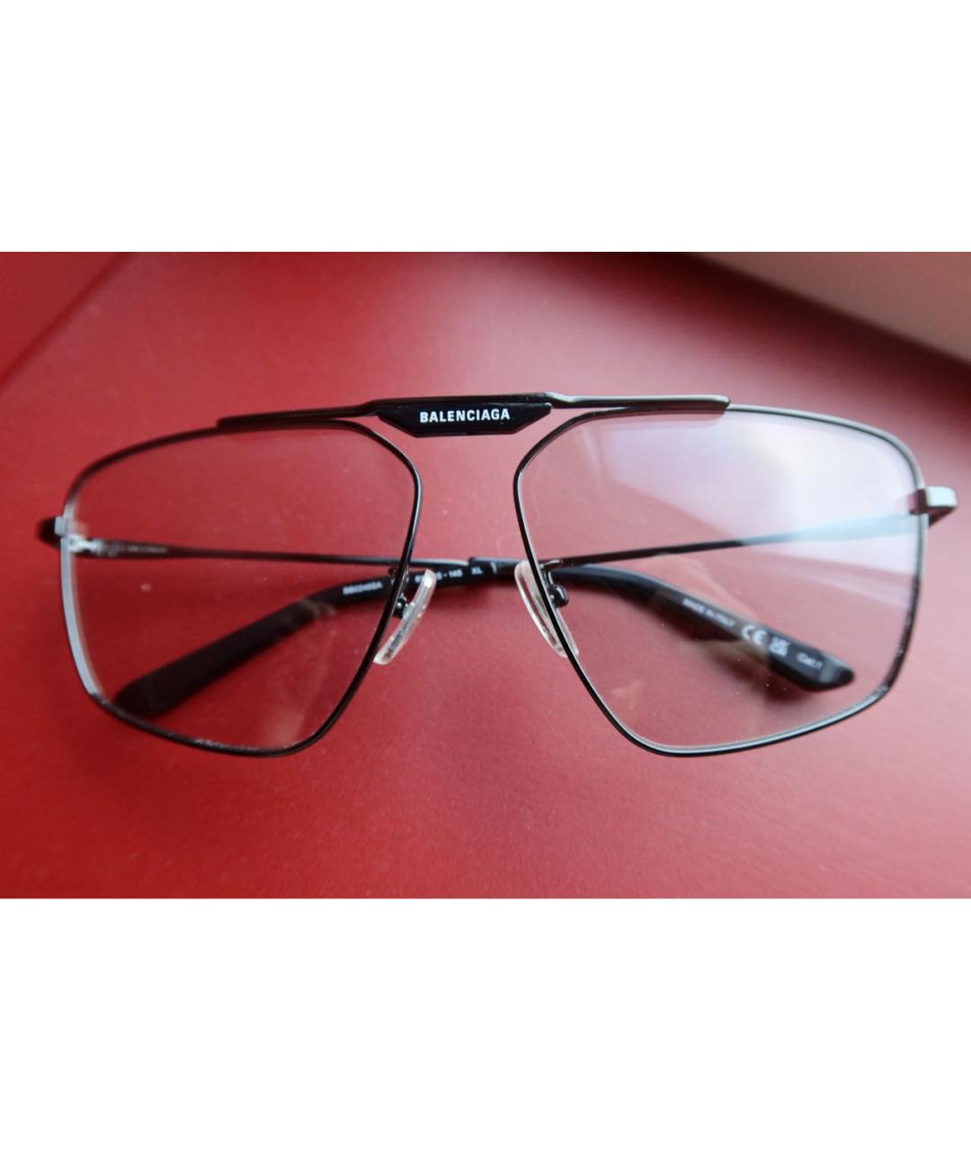 BALENCIAGA Антрацитовые металлические солнцезащитные очки, фото 2