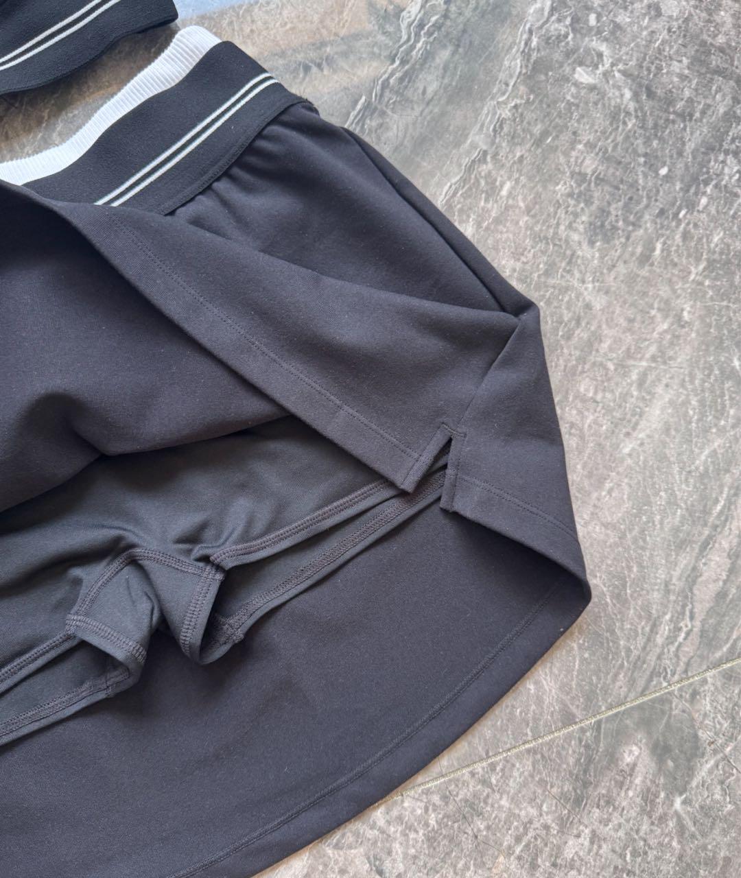 ALO YOGA Черная юбка-шорты, фото 8