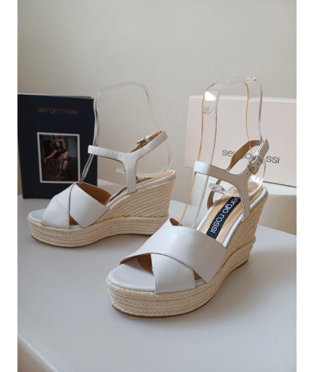 SERGIO ROSSI Белые кожаные босоножки, фото 3