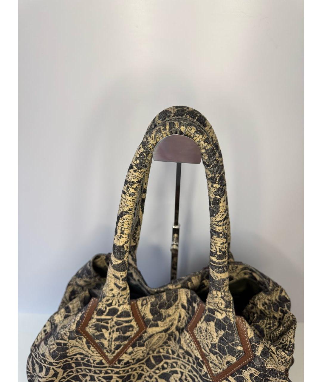 VIVIENNE WESTWOOD Бежевая сумка с короткими ручками, фото 3