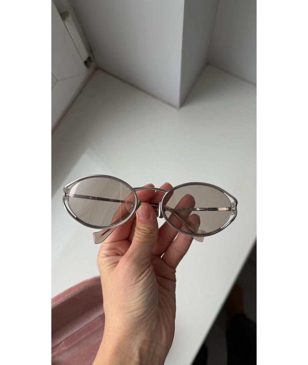MIU MIU Серебряные металлические солнцезащитные очки, фото 2