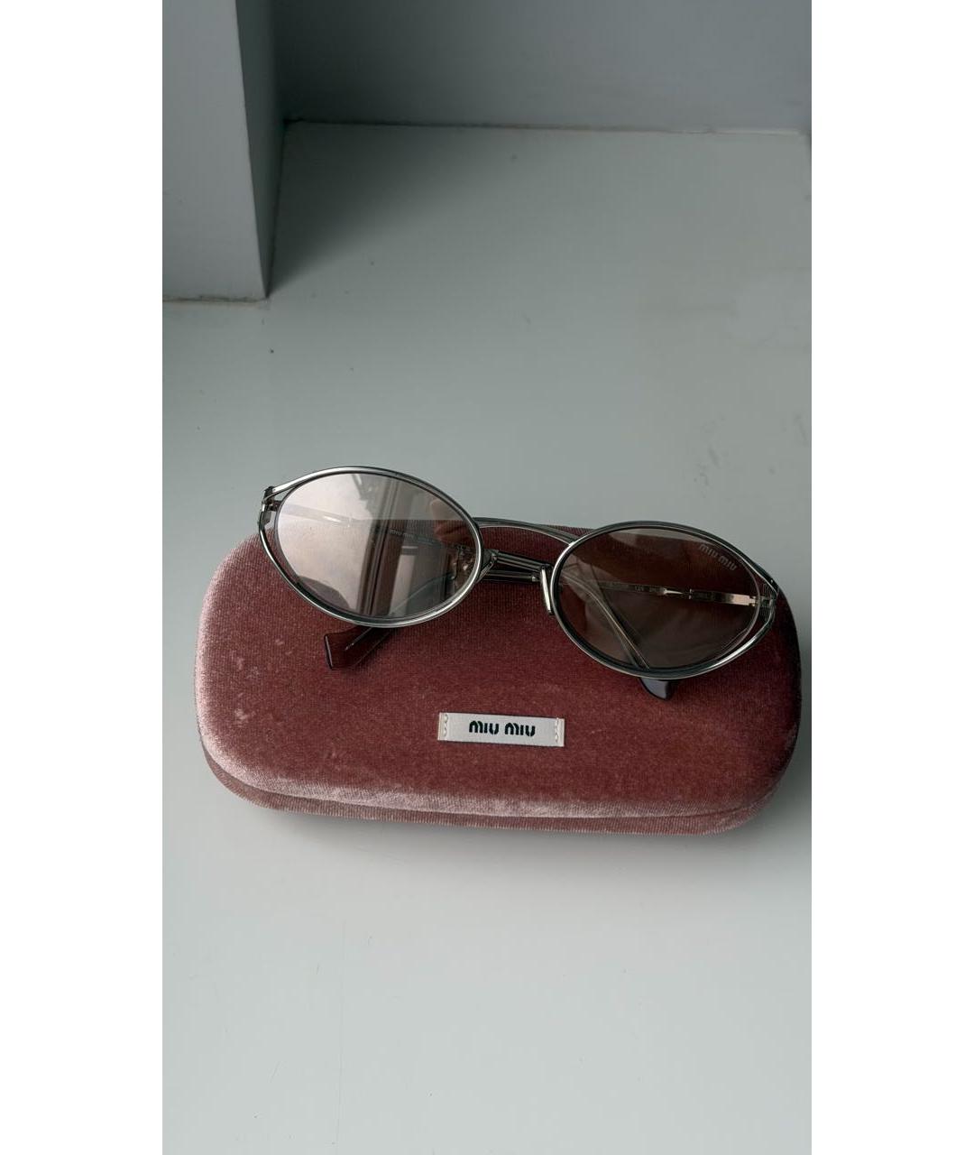 MIU MIU Серебряные металлические солнцезащитные очки, фото 6