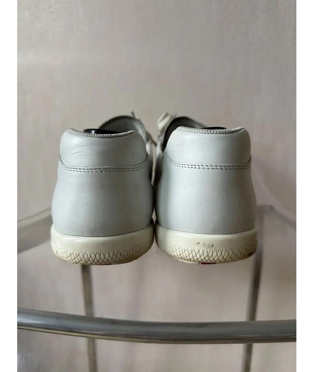 PRADA Белые кожаные низкие кроссовки / кеды, фото 4
