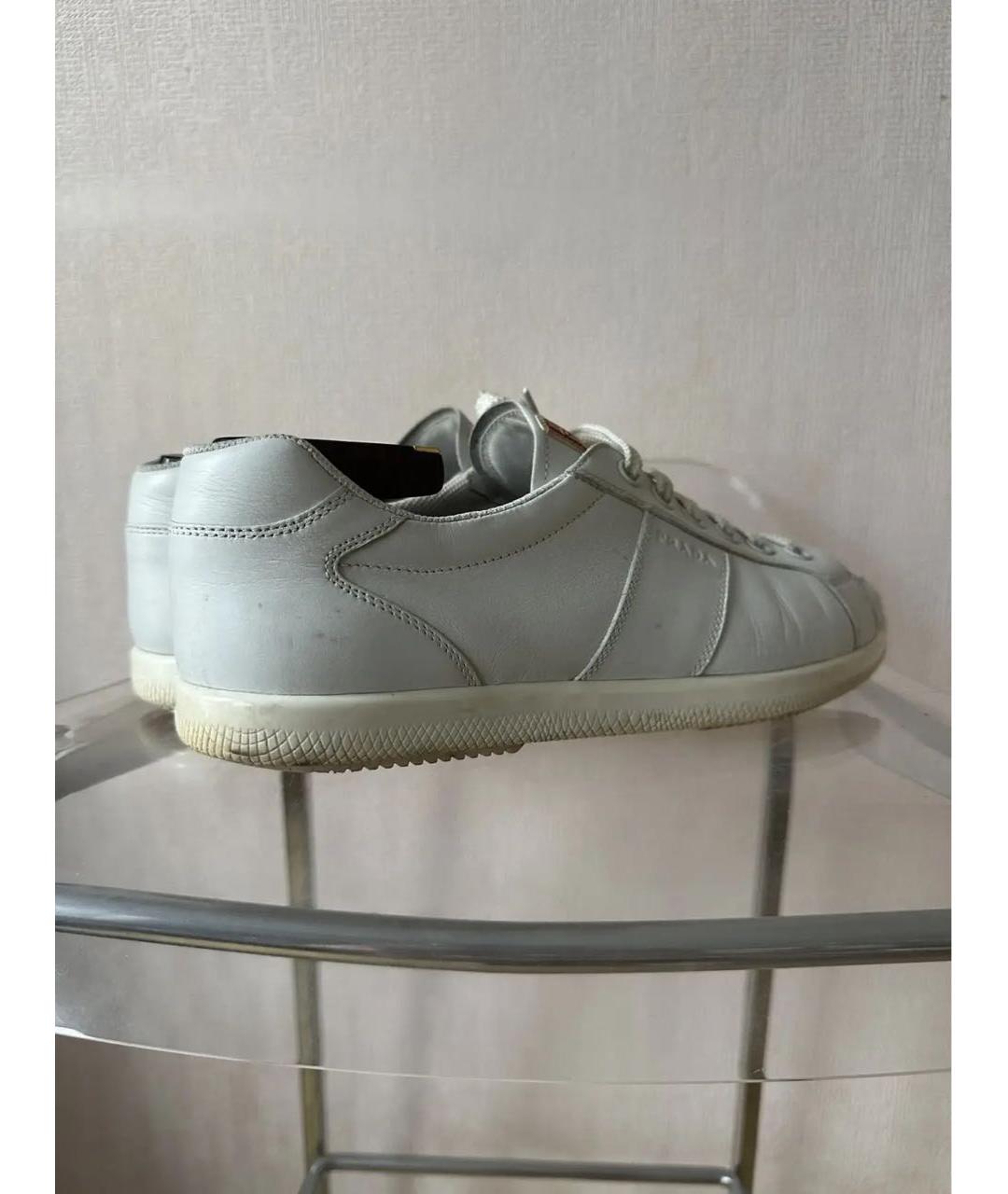 PRADA Белые кожаные низкие кроссовки / кеды, фото 7