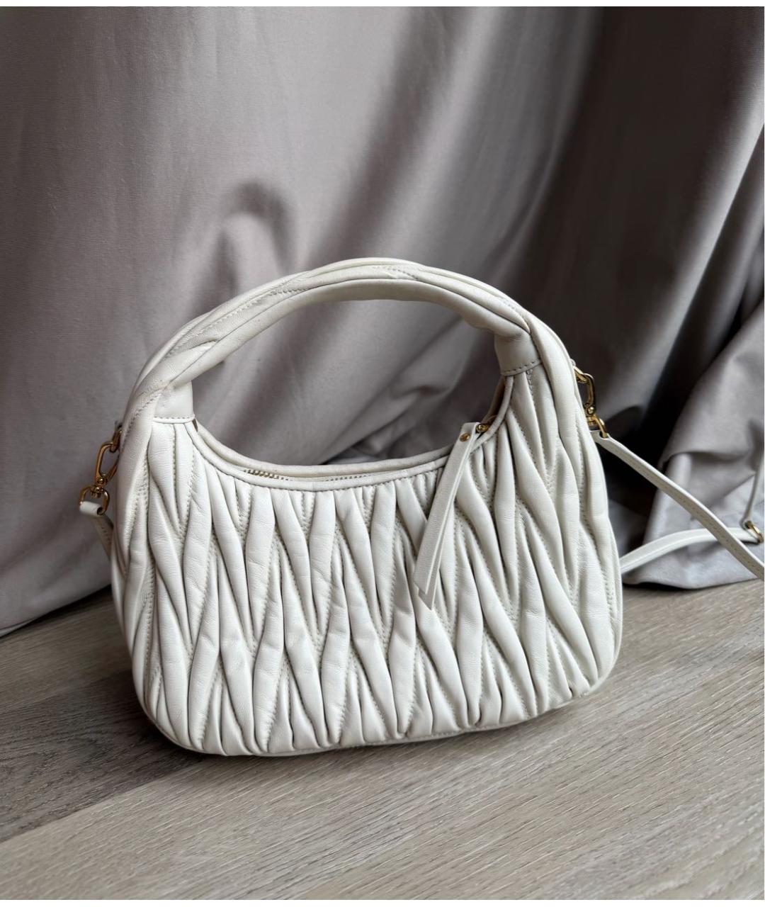 MIU MIU Бежевая кожаная сумка через плечо, фото 3