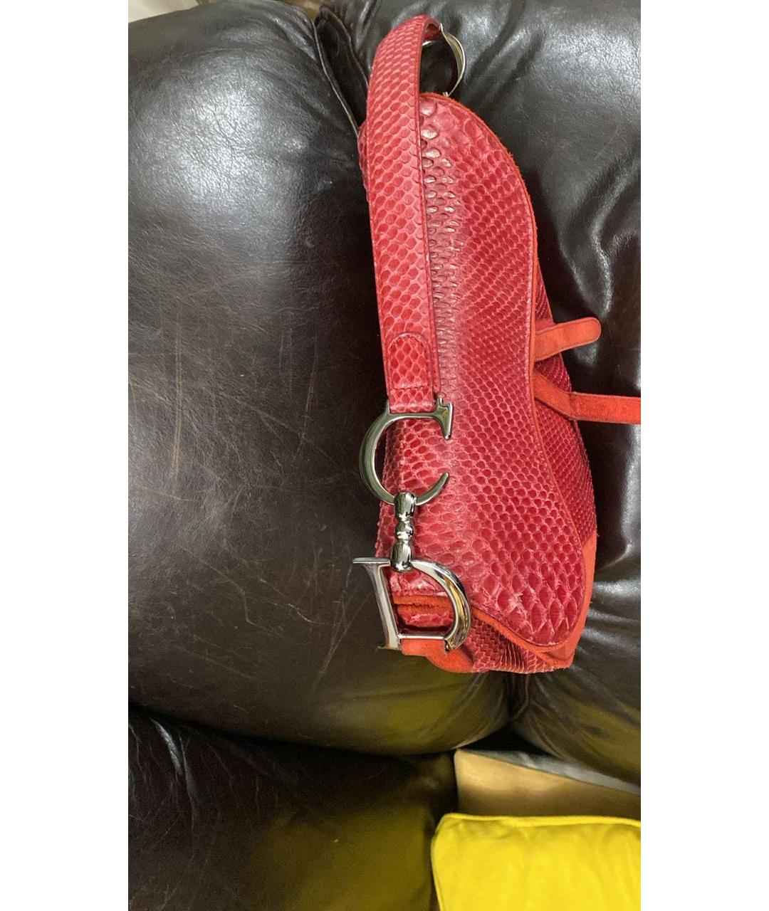 CHRISTIAN DIOR Красная сумка с короткими ручками из экзотической кожи, фото 2