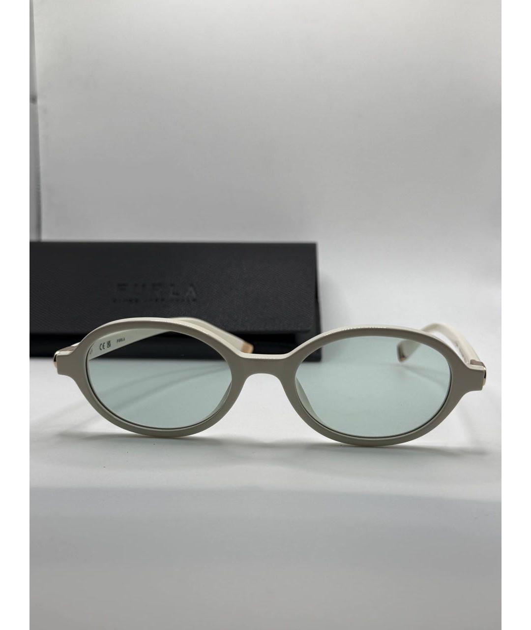 FURLA Белые пластиковые солнцезащитные очки, фото 3