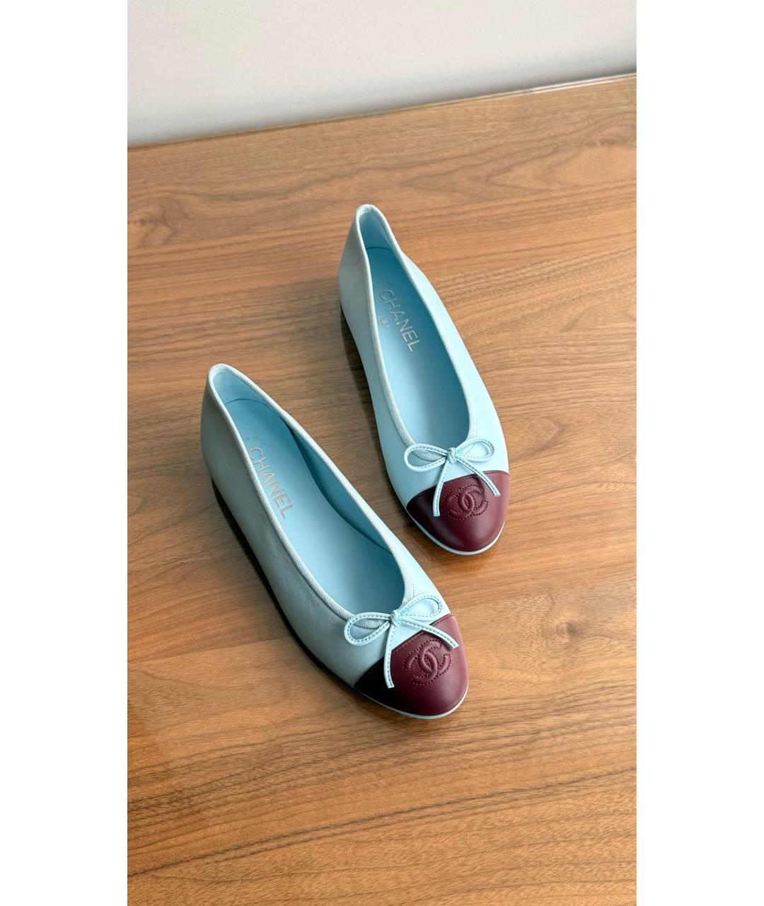 CHANEL Голубые кожаные балетки, фото 2