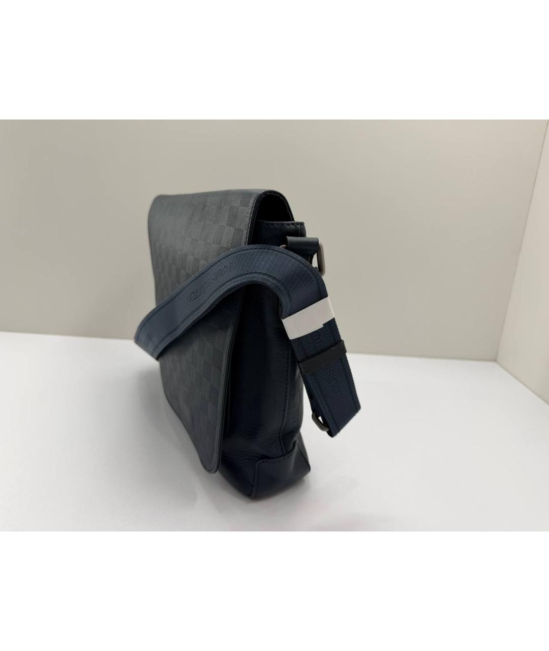 LOUIS VUITTON Темно-синяя кожаная сумка на плечо, фото 4