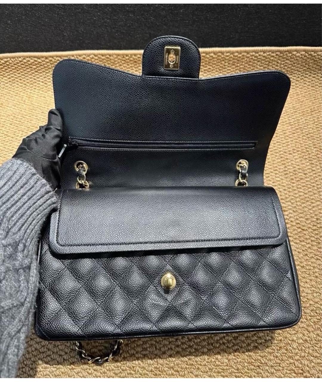 CHANEL Черная кожаная сумка через плечо, фото 7