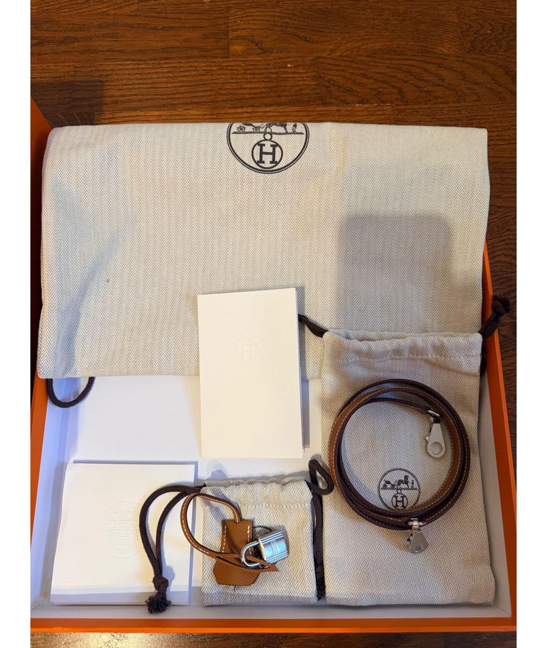 HERMES Коричневая кожаная сумка с короткими ручками, фото 5