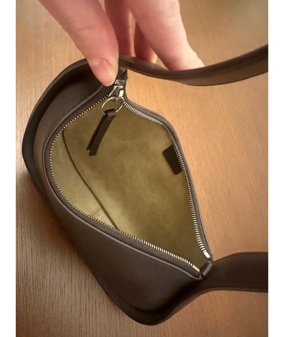 THE ROW Коричневая кожаная сумка через плечо, фото 4