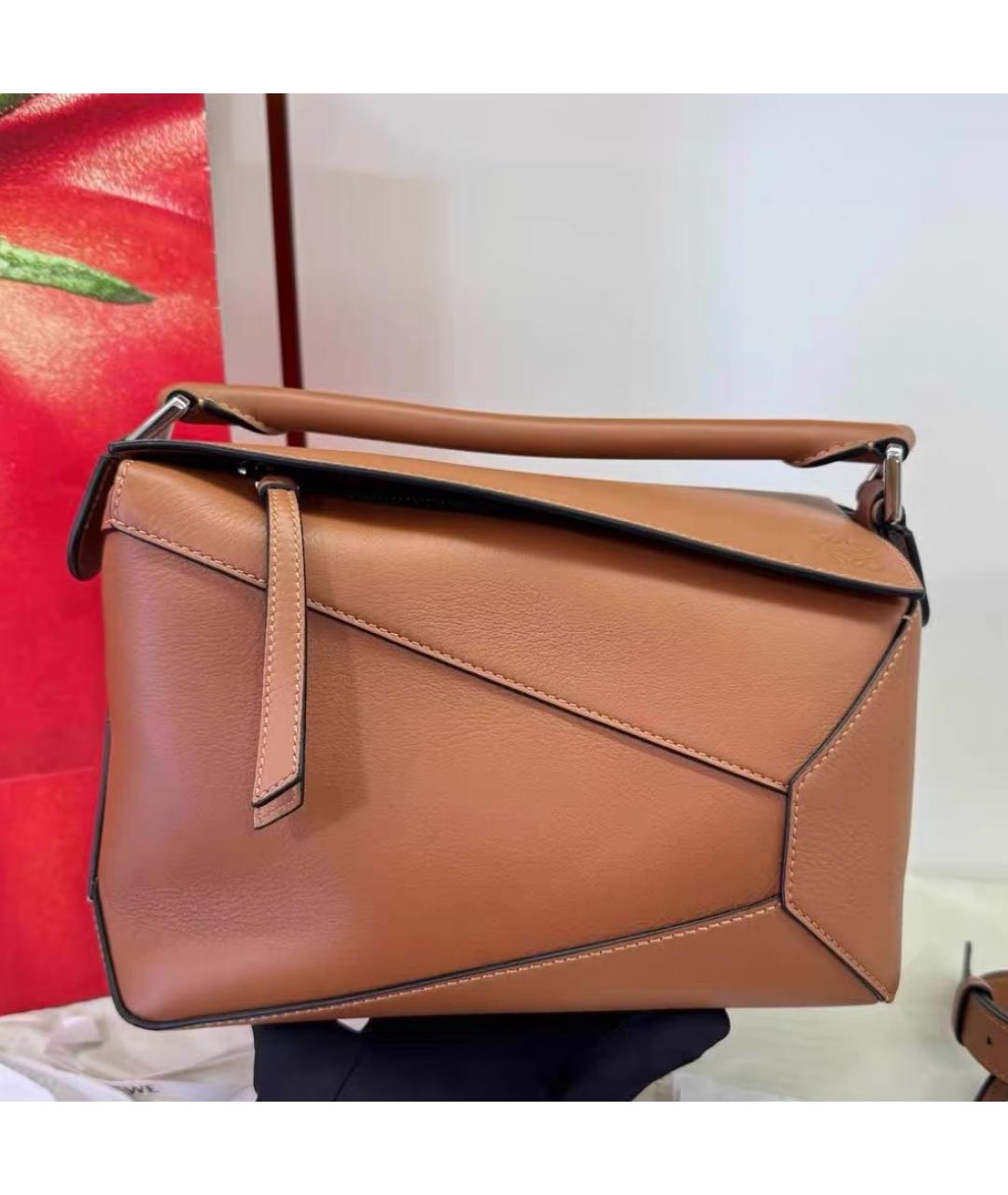 LOEWE Коричневая кожаная сумка с короткими ручками, фото 2