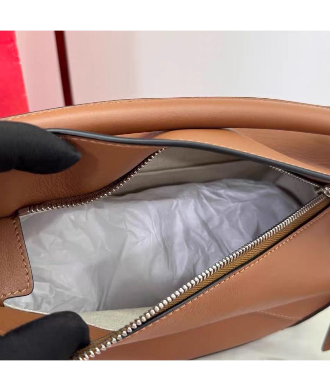 LOEWE Коричневая кожаная сумка с короткими ручками, фото 6