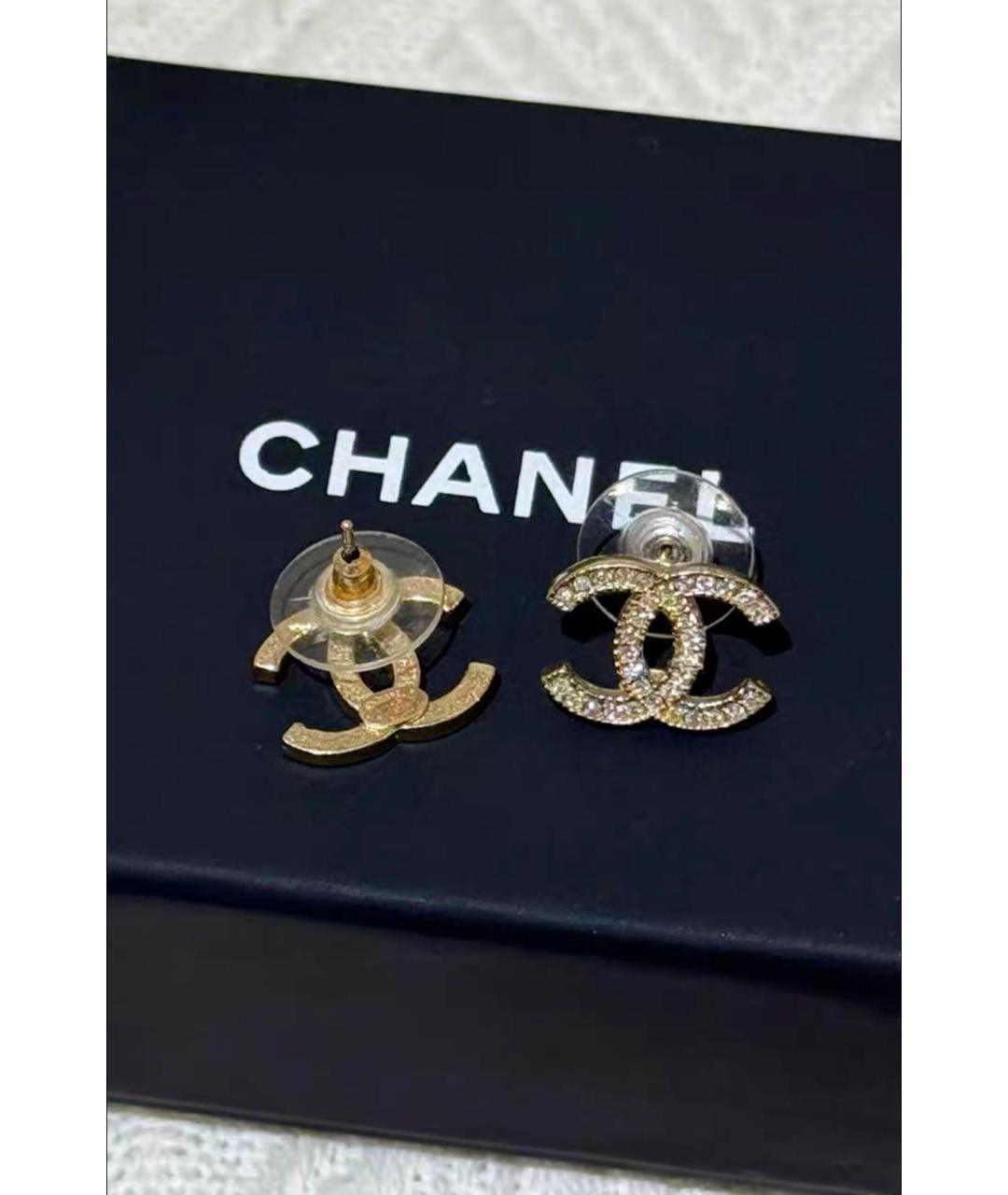 CHANEL Золотые металлические серьги, фото 4