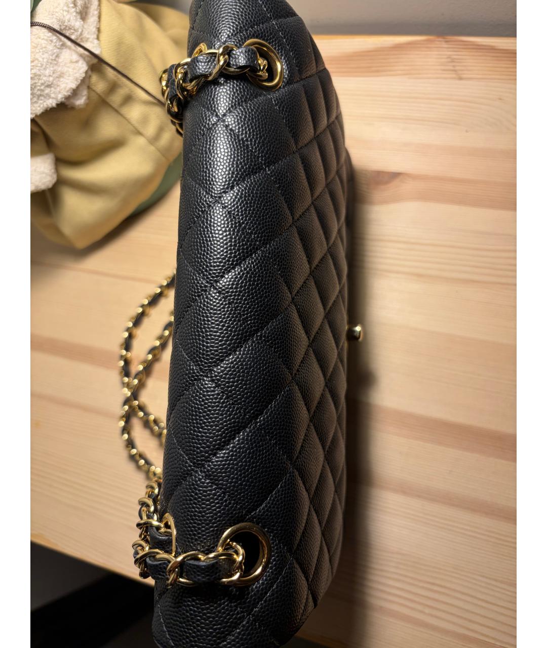 CHANEL Черная кожаная сумка через плечо, фото 2