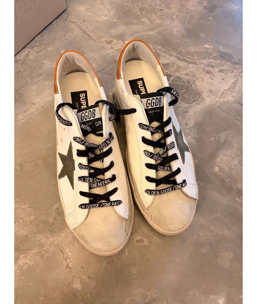 GOLDEN GOOSE DELUXE BRAND Белые кожаные низкие кроссовки / кеды, фото 2