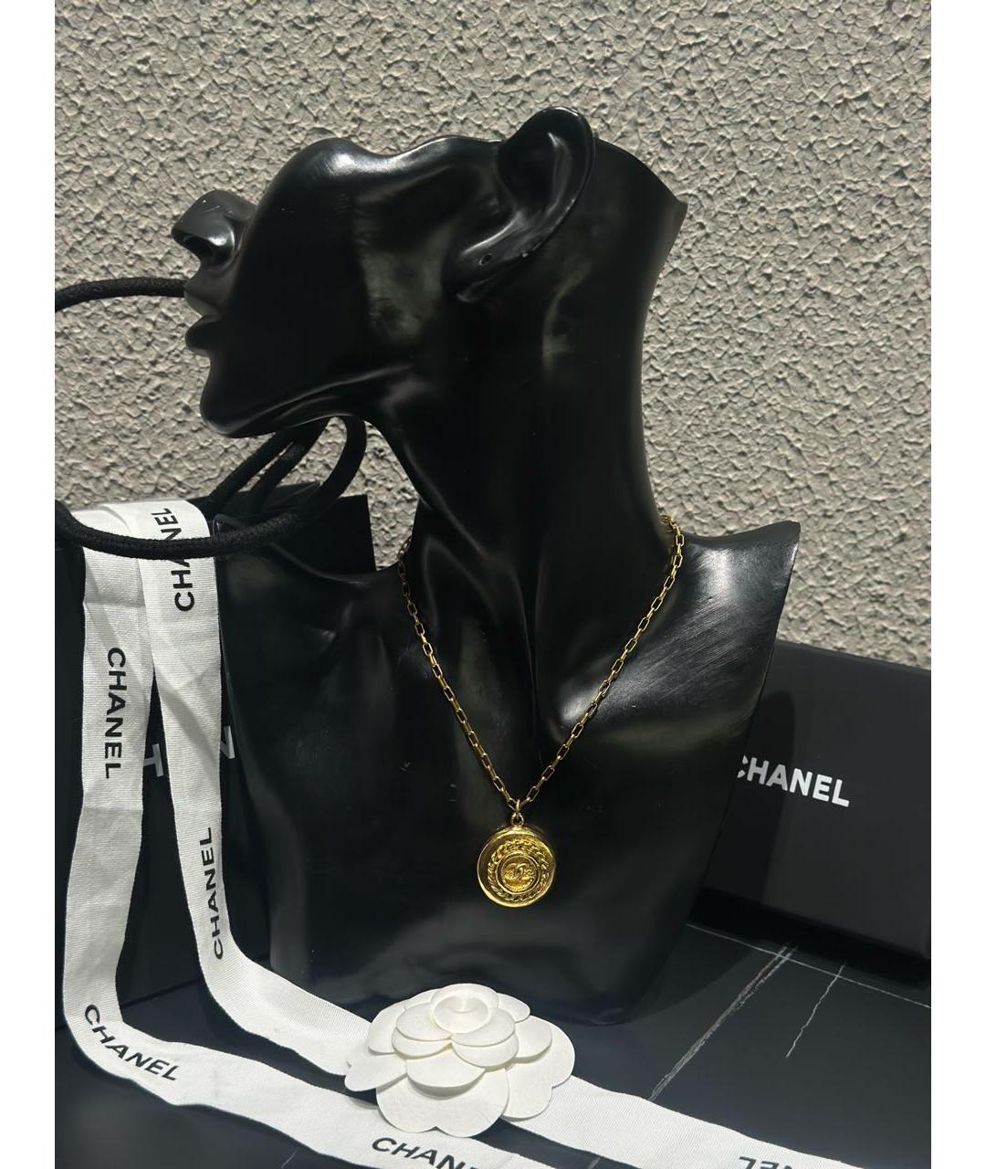 CHANEL Золотая металлическая подвеска, фото 6