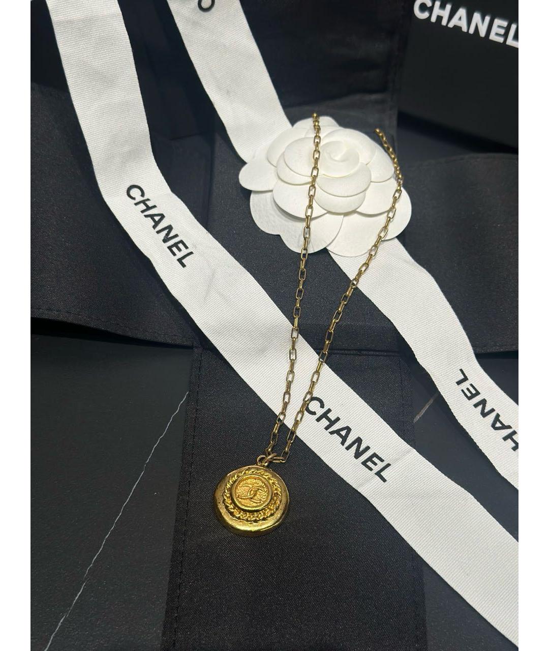 CHANEL Золотая металлическая подвеска, фото 5