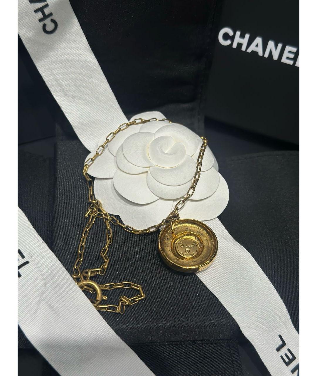 CHANEL Золотая металлическая подвеска, фото 4