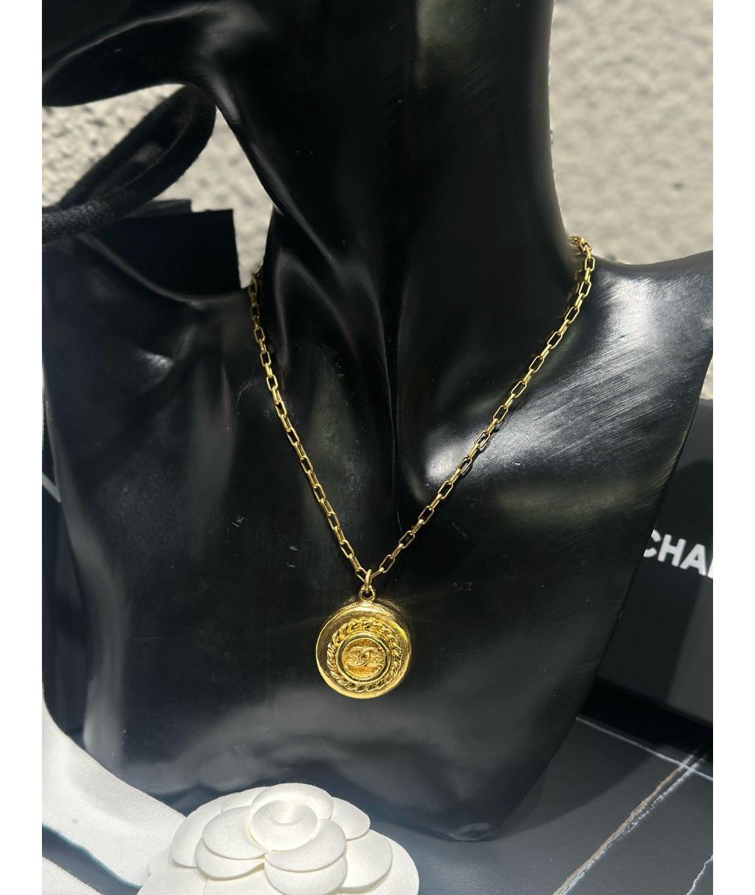 CHANEL Золотая металлическая подвеска, фото 7