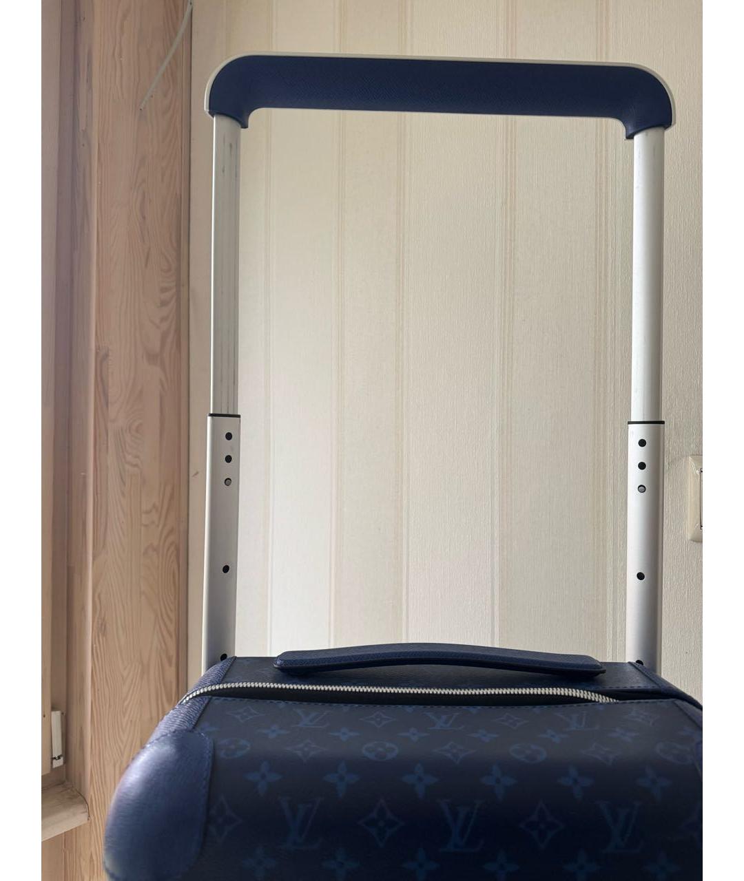 LOUIS VUITTON Синий кожаный чемодан, фото 6
