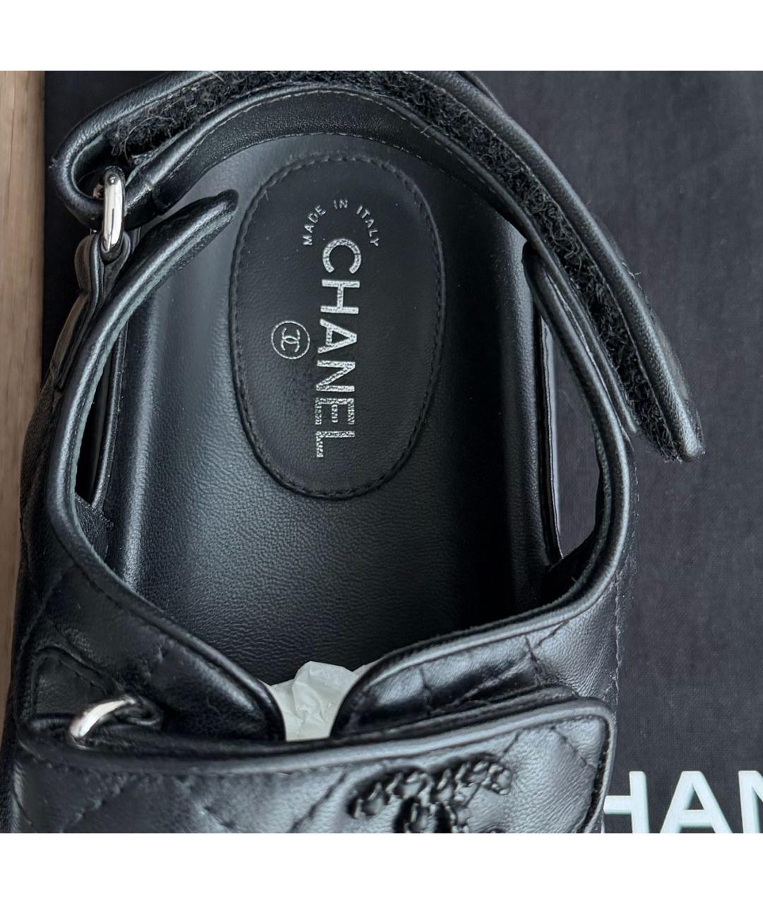 CHANEL Черные кожаные сандалии, фото 4