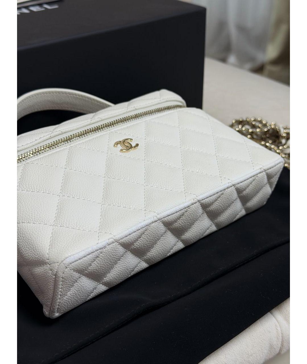 CHANEL Белая кожаная сумка через плечо, фото 4