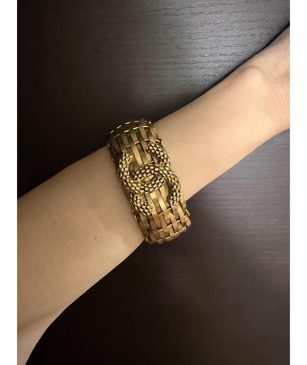 CHANEL Золотой металлический браслет, фото 7