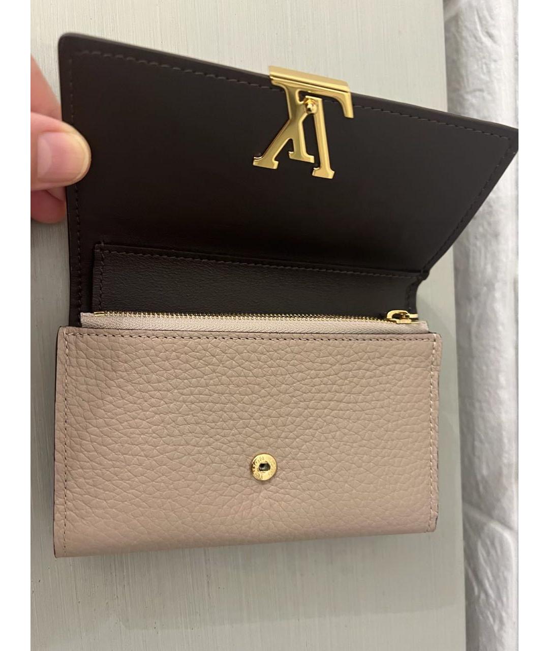 LOUIS VUITTON Бежевый кожаный кошелек, фото 3