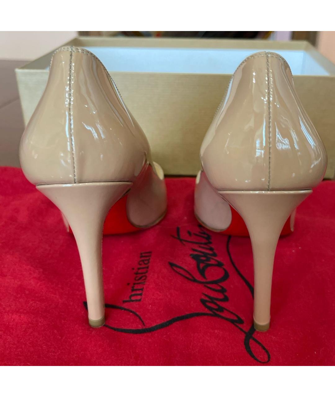 CHRISTIAN LOUBOUTIN Бежевые туфли из лакированной кожи, фото 4