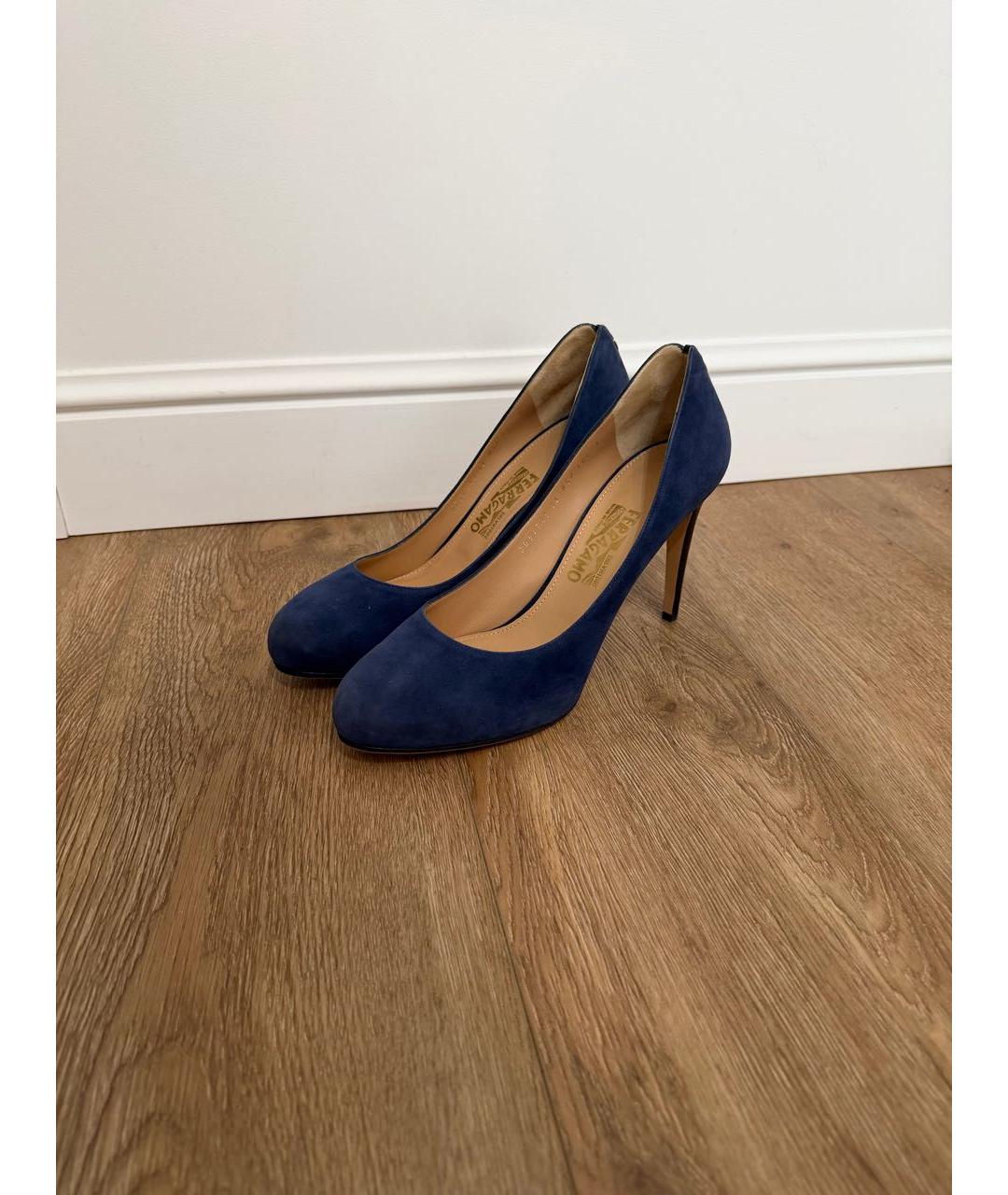 FERRAGAMO Темно-синие замшевые туфли, фото 7