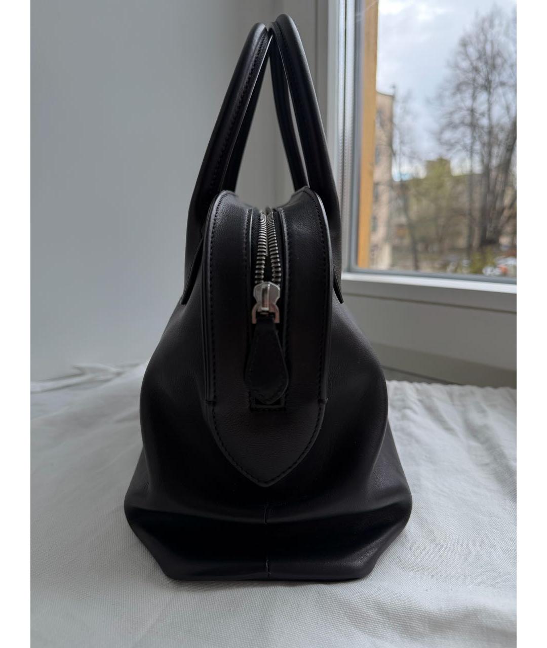 THE ROW Черная кожаная сумка с короткими ручками, фото 6