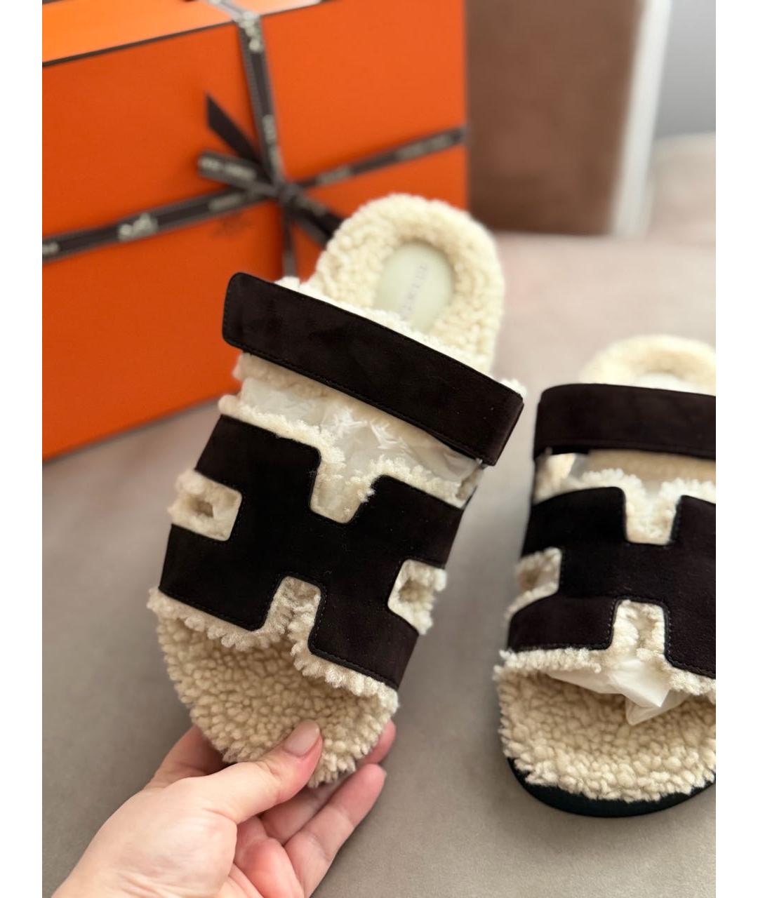 HERMES Коричневые замшевые сандалии, фото 3