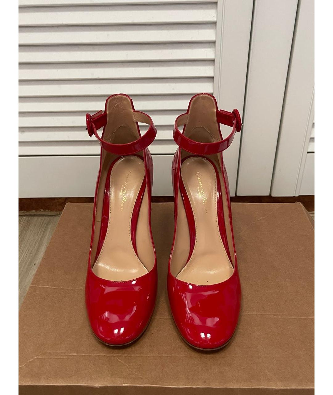 GIANVITO ROSSI Красные туфли из лакированной кожи, фото 2