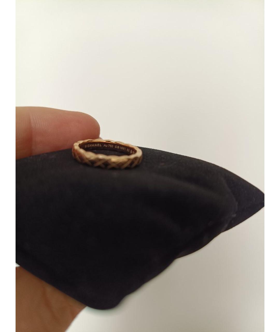 CHANEL Бежевое кольцо из желтого золота, фото 4