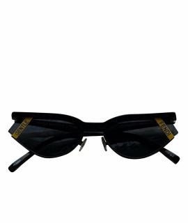 FENDI Солнцезащитные очки