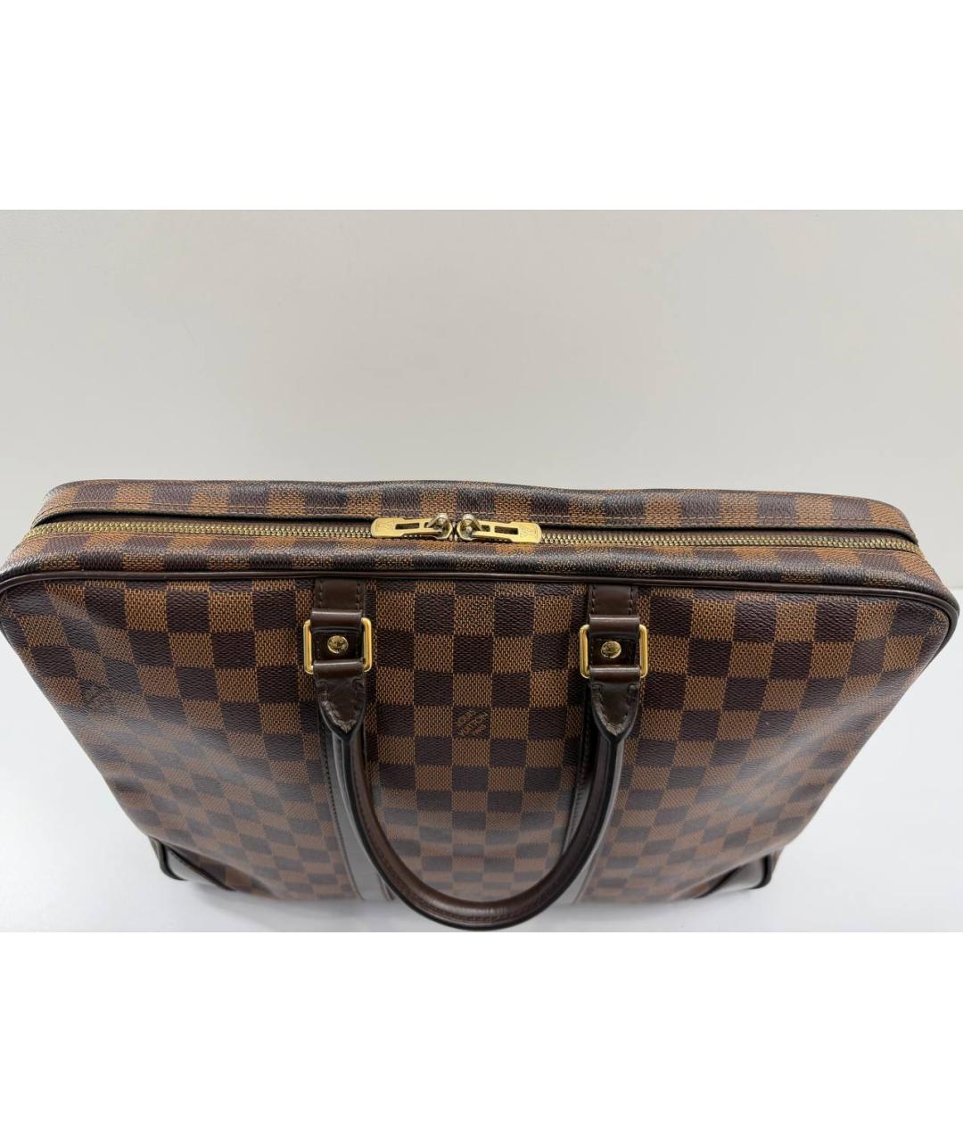 LOUIS VUITTON Коричневый кожаный портфель, фото 3