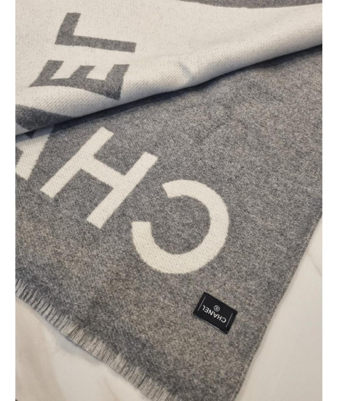 CHANEL Серый кашемировый шарф, фото 3