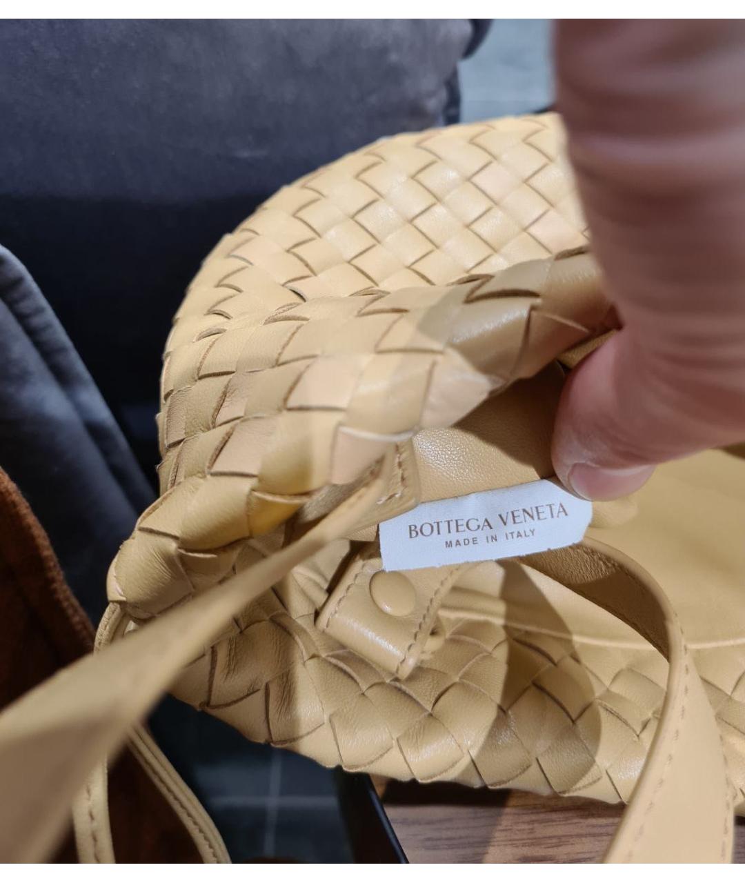 BOTTEGA VENETA Бежевая кожаная сумка через плечо, фото 6