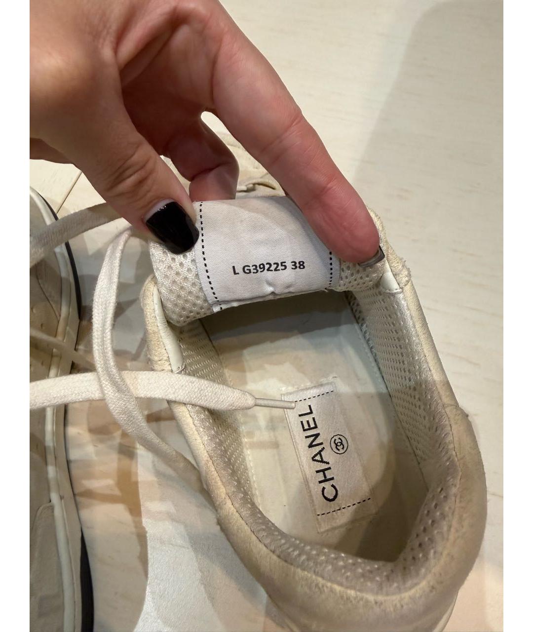 CHANEL Белые замшевые кеды, фото 5