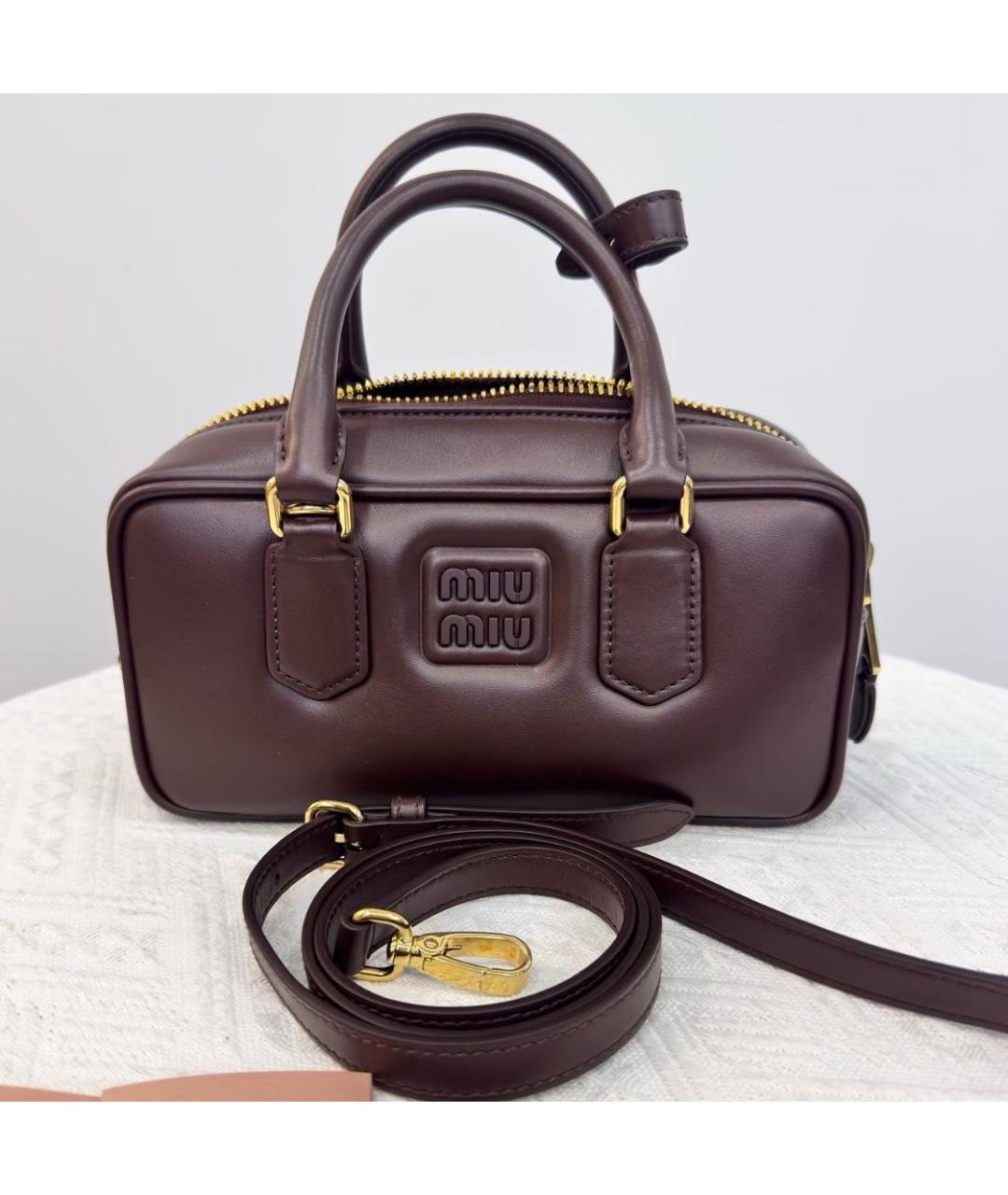 MIU MIU Коричневая кожаная сумка с короткими ручками, фото 3
