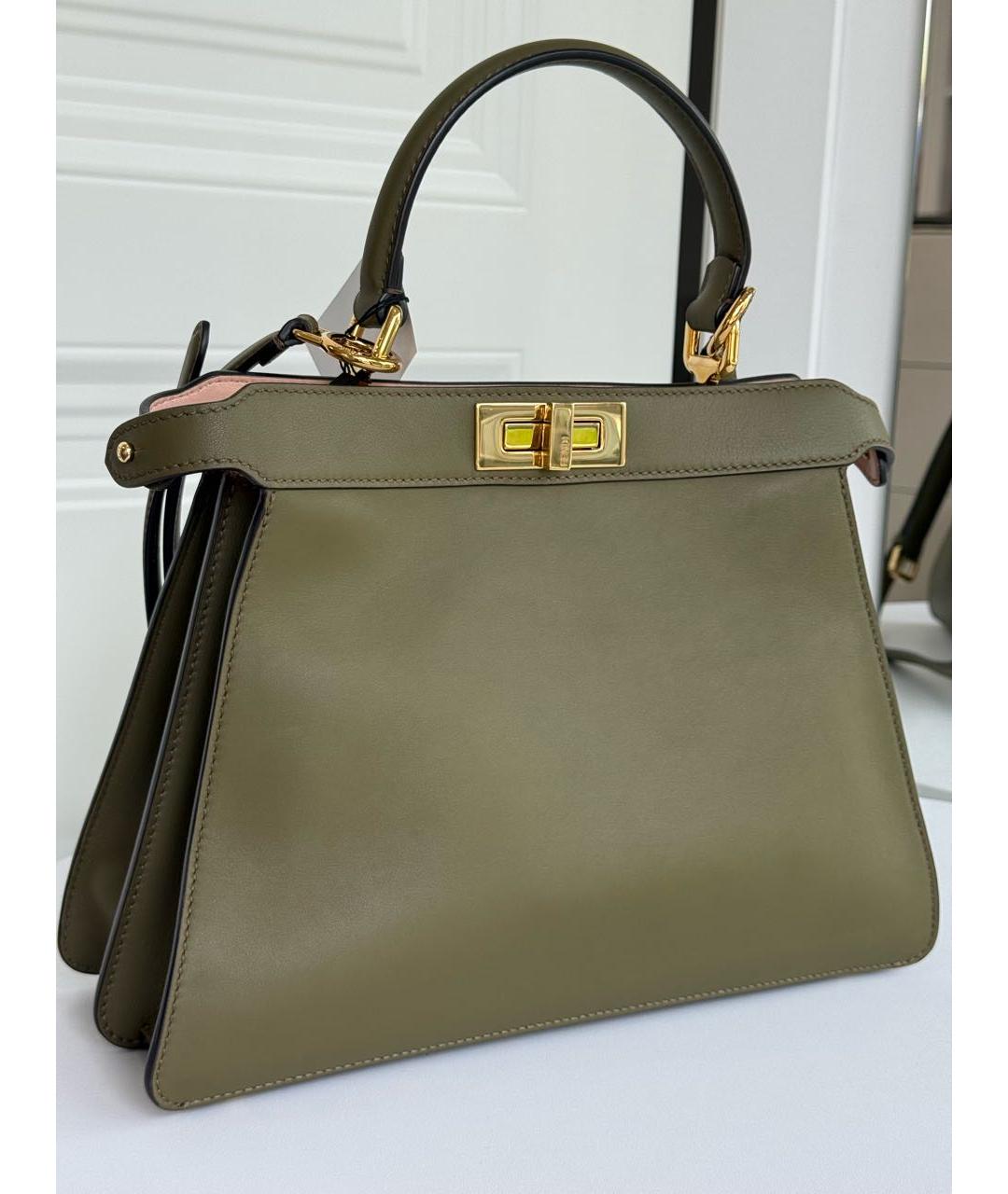 FENDI Хаки кожаная сумка с короткими ручками, фото 3