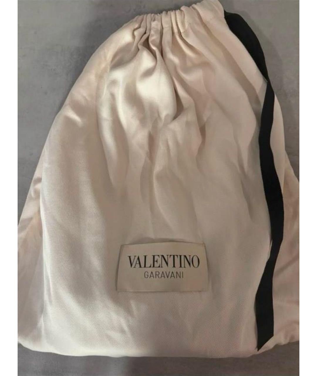 VALENTINO Черная кожаная сумка с короткими ручками, фото 6