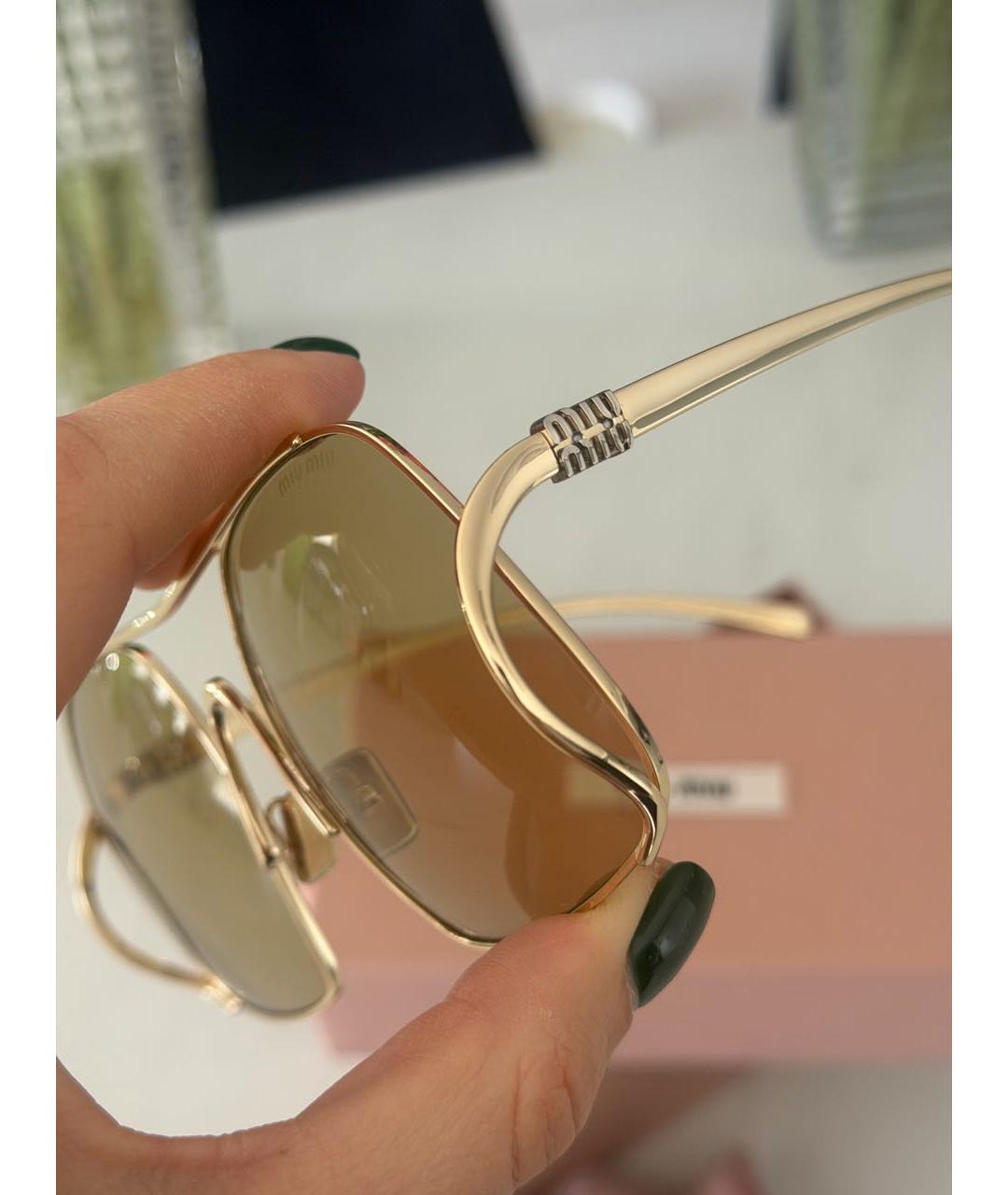 MIU MIU Коричневые металлические солнцезащитные очки, фото 2