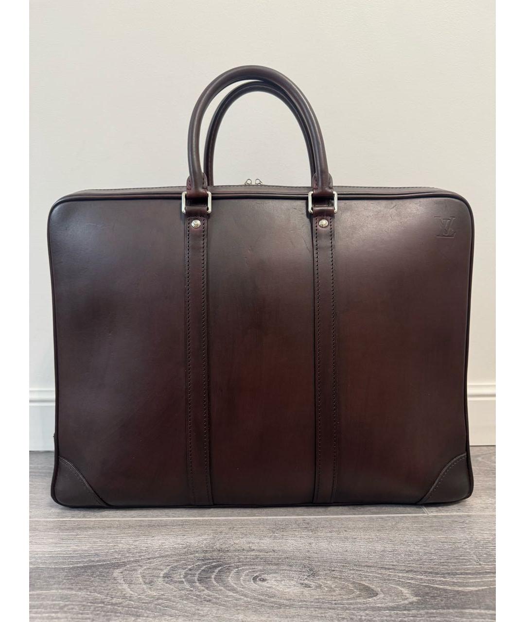 LOUIS VUITTON Коричневый кожаный портфель, фото 9