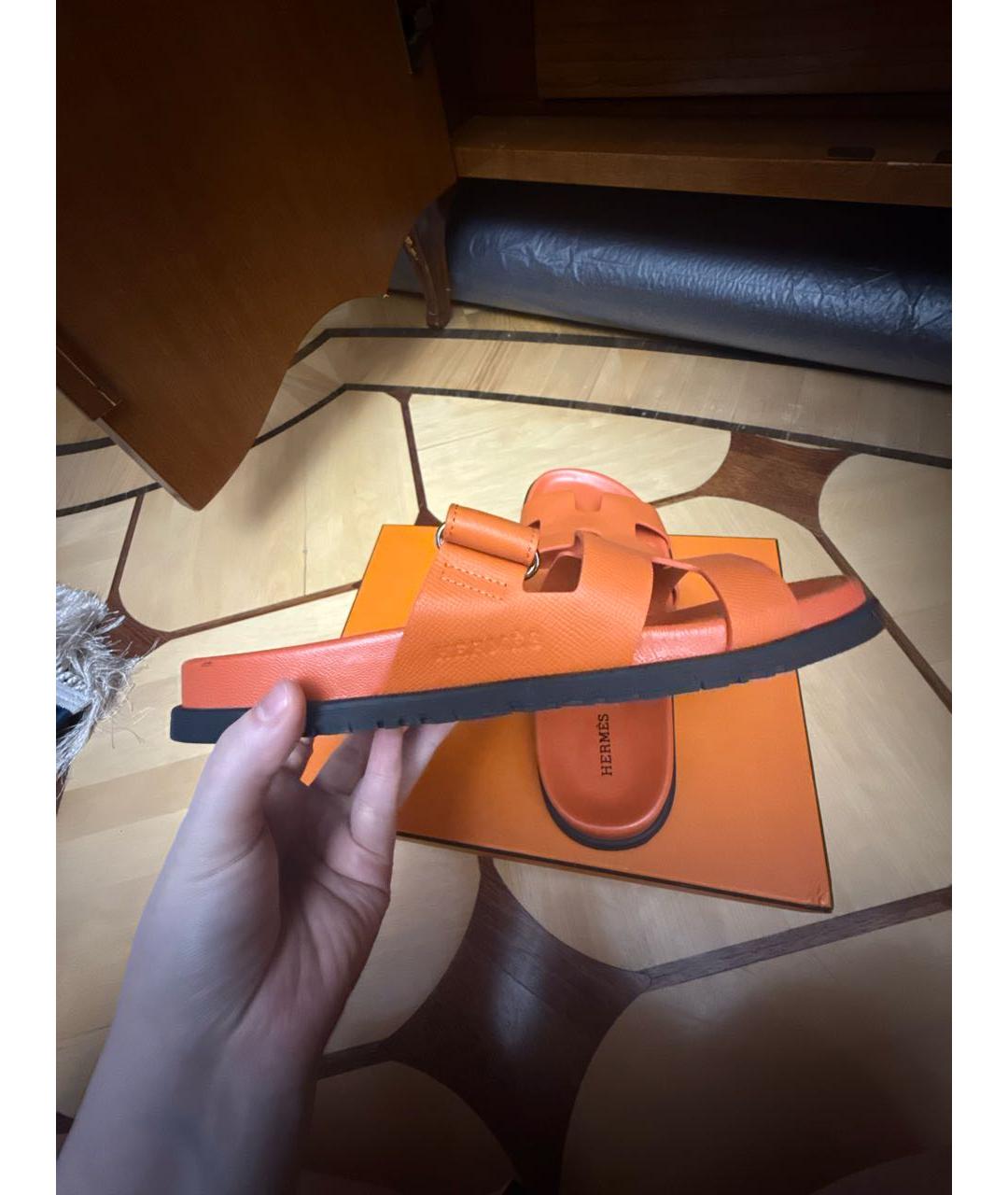 HERMES Оранжевое кожаные шлепанцы, фото 6