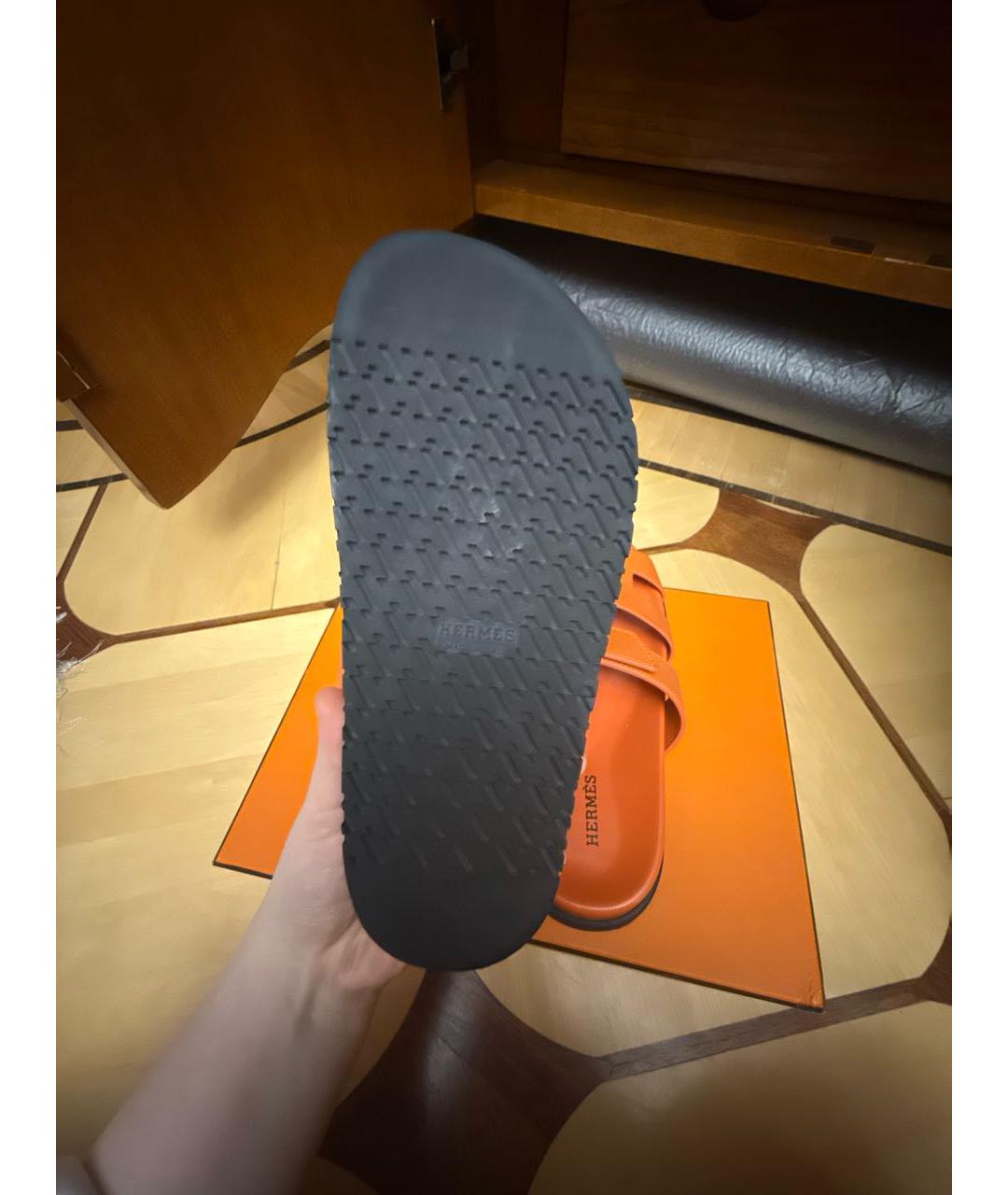 HERMES Оранжевое кожаные шлепанцы, фото 5