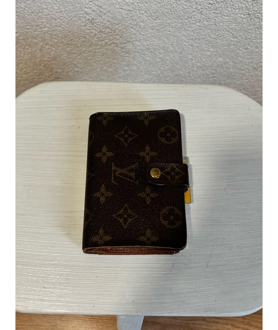 LOUIS VUITTON Коричневый кожаный кошелек, фото 8